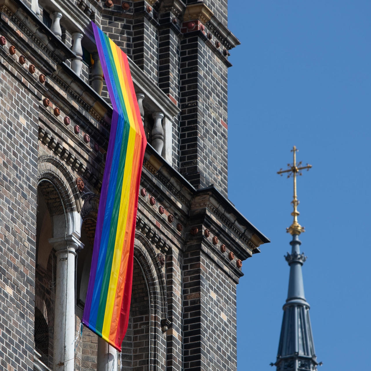 Austrian Catholics fly rainbow flag after same-sex blessing ban